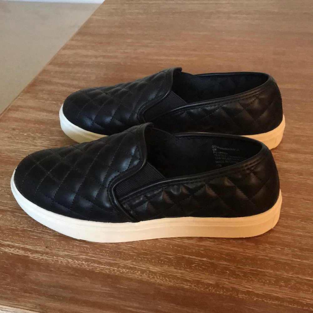NWOT Madden Girl slip on sneakers